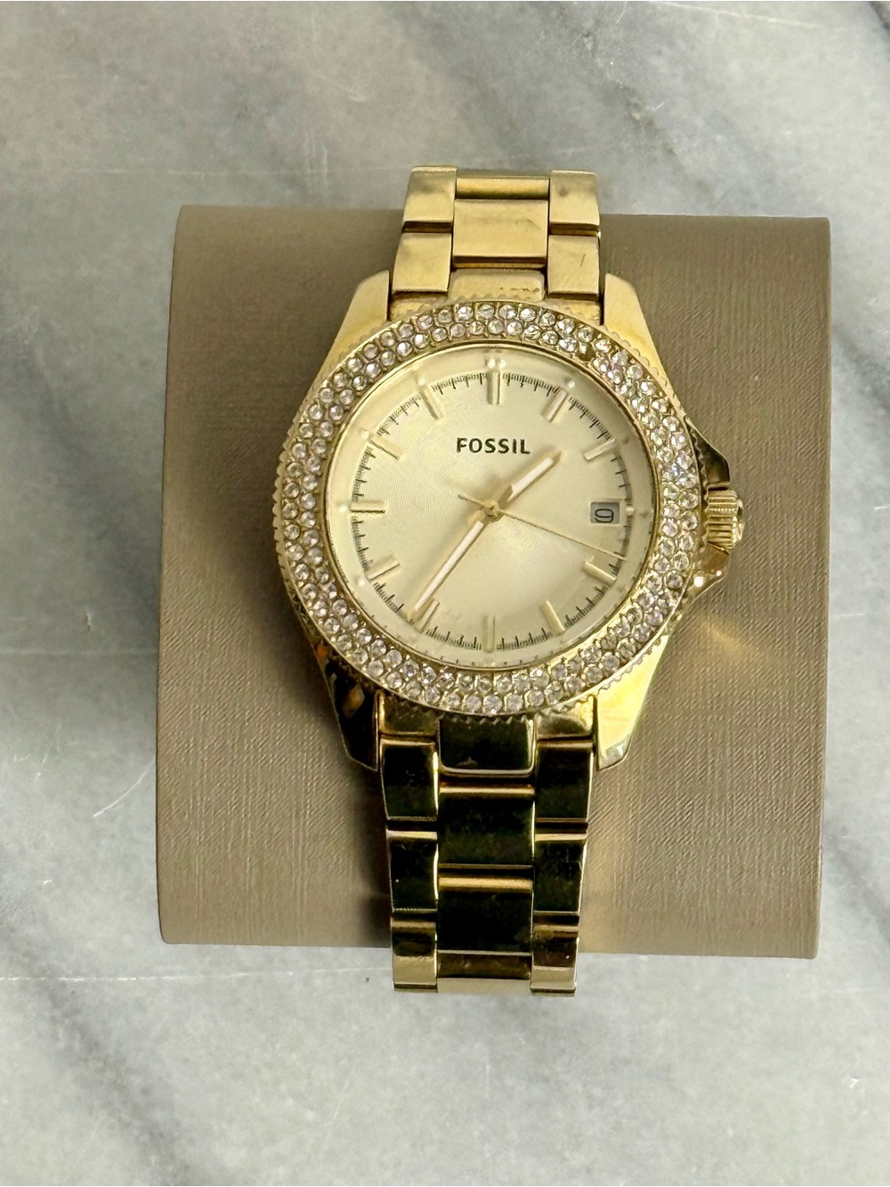 Fossil Gold Tone Crystal Bezel Watch Date Window Women’s